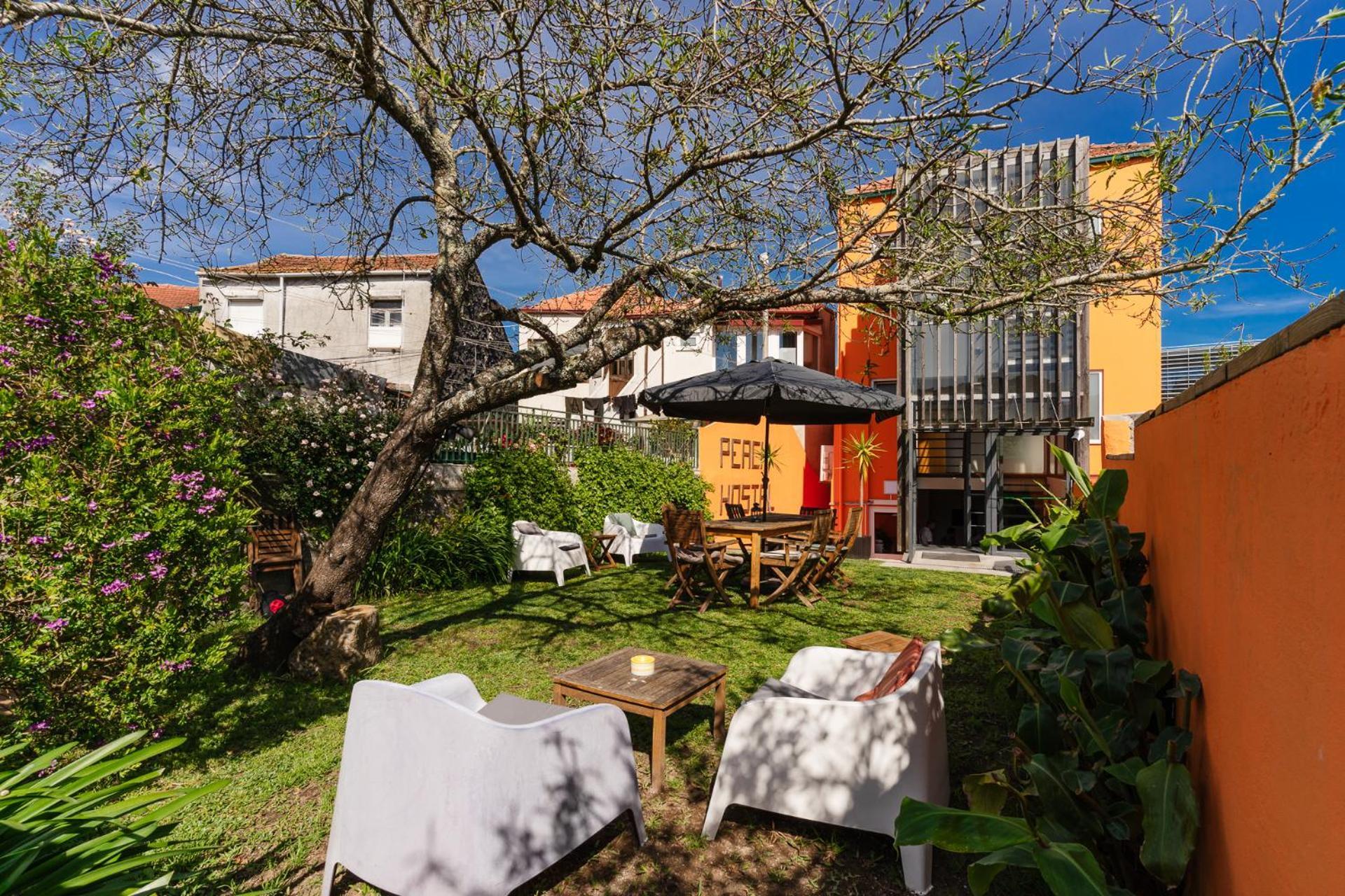 Peach Hostel & Suites OOporto Esterno foto