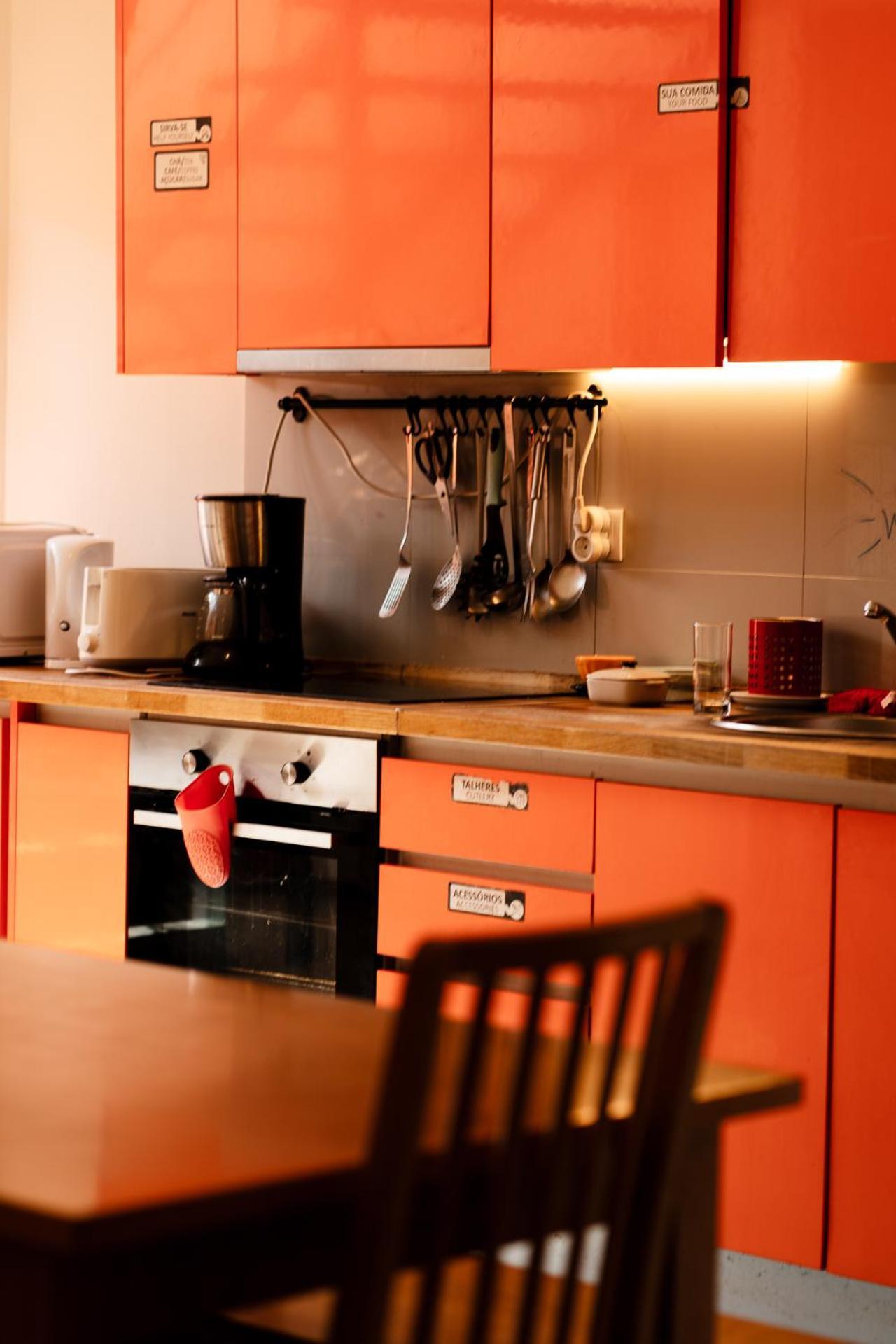 Peach Hostel & Suites OOporto Esterno foto