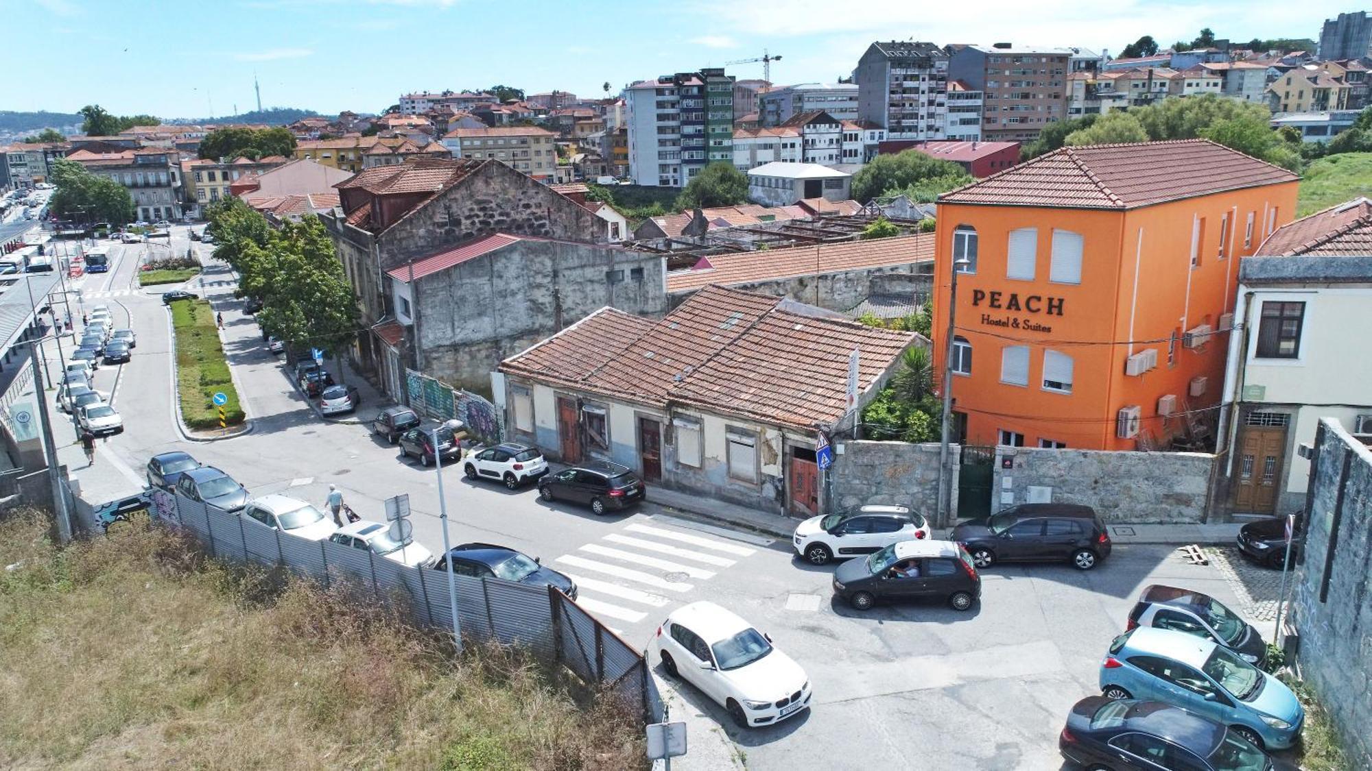 Peach Hostel & Suites OOporto Esterno foto