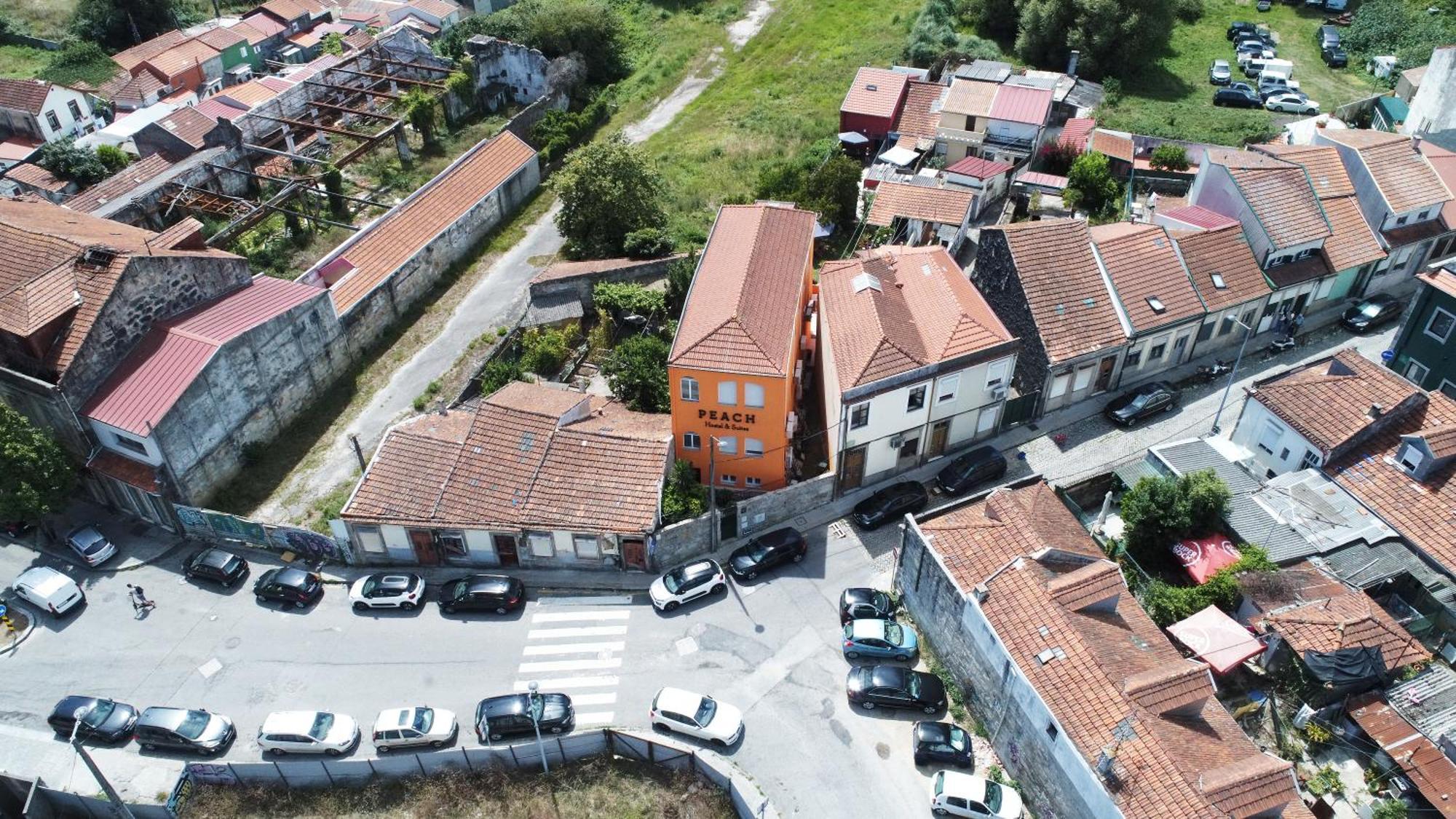 Peach Hostel & Suites OOporto Esterno foto